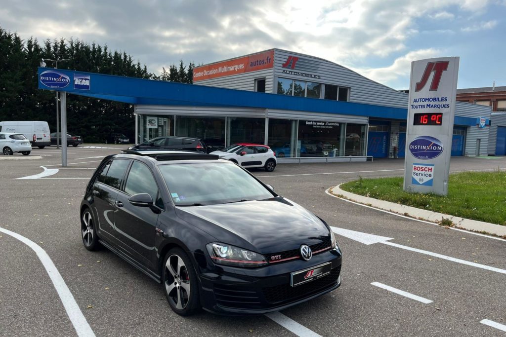 VOLKSWAGEN GOLF 2.0 16V TSI BlueMotion - 230 - BV DSG 6 dans le Haut-Rhin