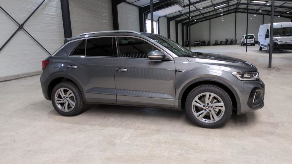 VOLKSWAGEN T-ROC 1.5 TSI EVO2 150 START/STOP DSG7 R-LINE EDITION + HAYON MOTORISE + SIEGES CHAUFFANTS dans le haut-rhin